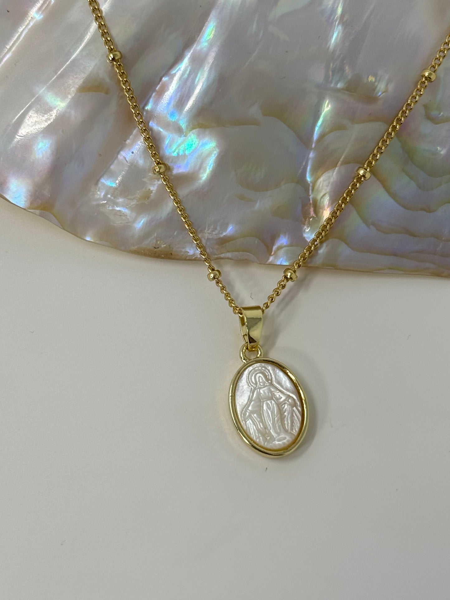 Collier Sainte vierge